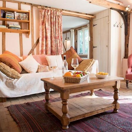 Bromans Barn A Beautiful Cottage By The Sea And Cudmore Nature Reserve West Mersea Zewnętrze zdjęcie