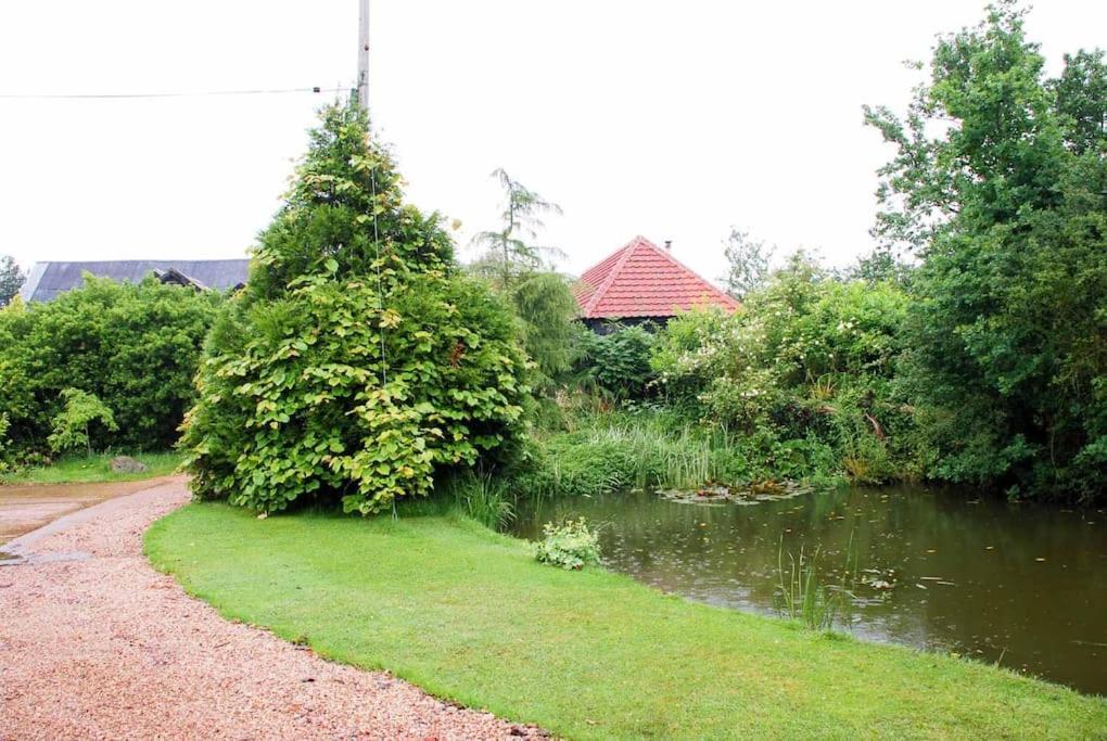 Bromans Barn A Beautiful Cottage By The Sea And Cudmore Nature Reserve West Mersea Zewnętrze zdjęcie